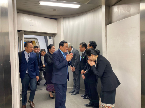 PM Visits Japan to Celebrate 70th Anniversary of Laos-Japan